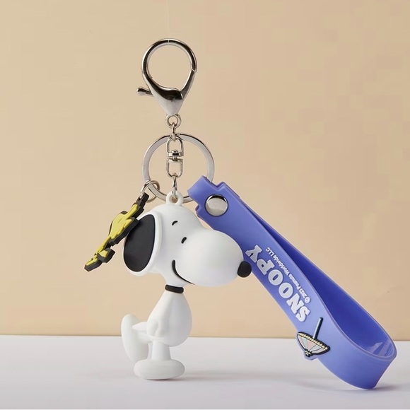 Snoopy Accessories - Snoopy Keychain with Purple Strap, NEW